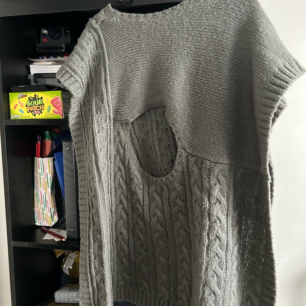 Gray Cable Knit Sweater - Picture 2 of 2
